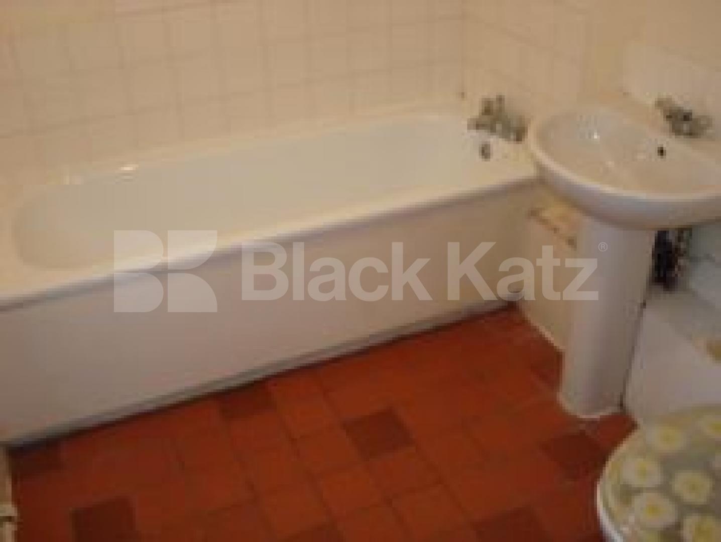 			New Instruction, 1 Bedroom, 1 bath, 1 reception Flat			 Cliff Villas, Camden Square